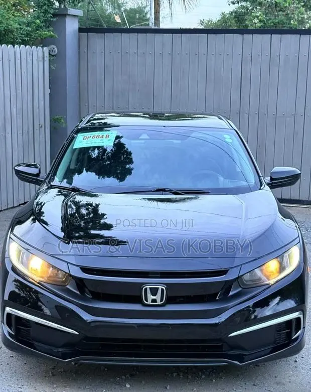Honda Civic LX Sedan 2020 Black · Photo 1