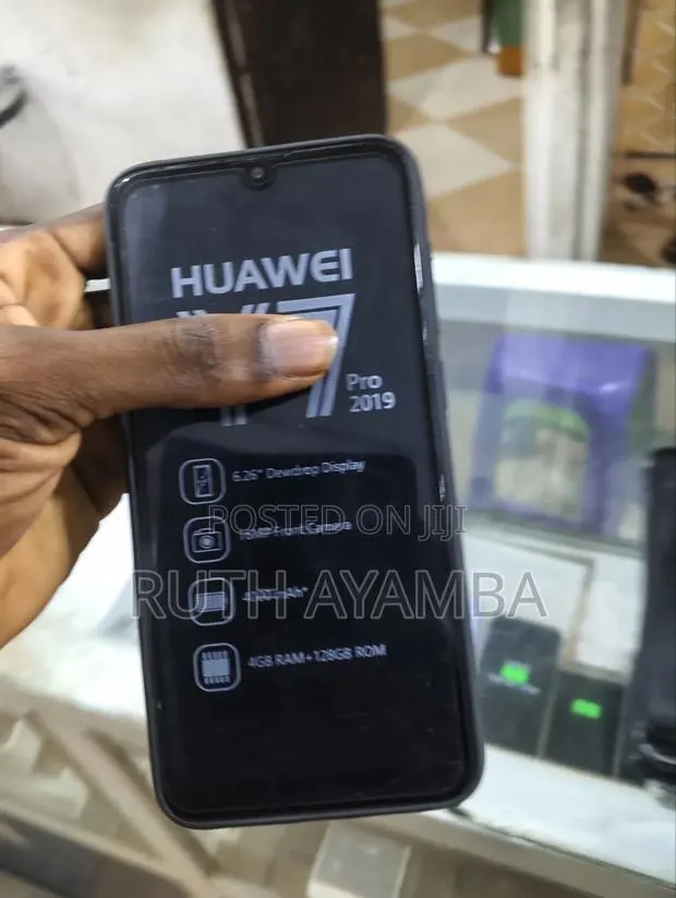 New Huawei Y7 Pro (2019) 128 GB Black · Photo 1