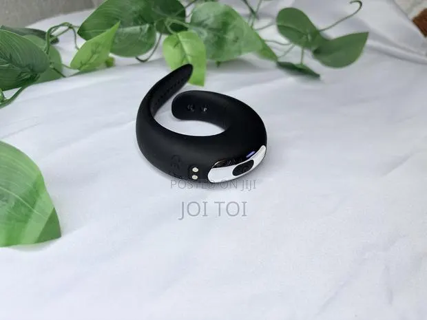 Buckle Fit Cock Ring · Photo 1