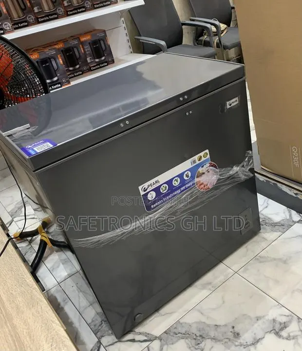 Premium New Pearl PCF-2620-13m 199-Litre Single-Door Chest Freezer · Photo 1