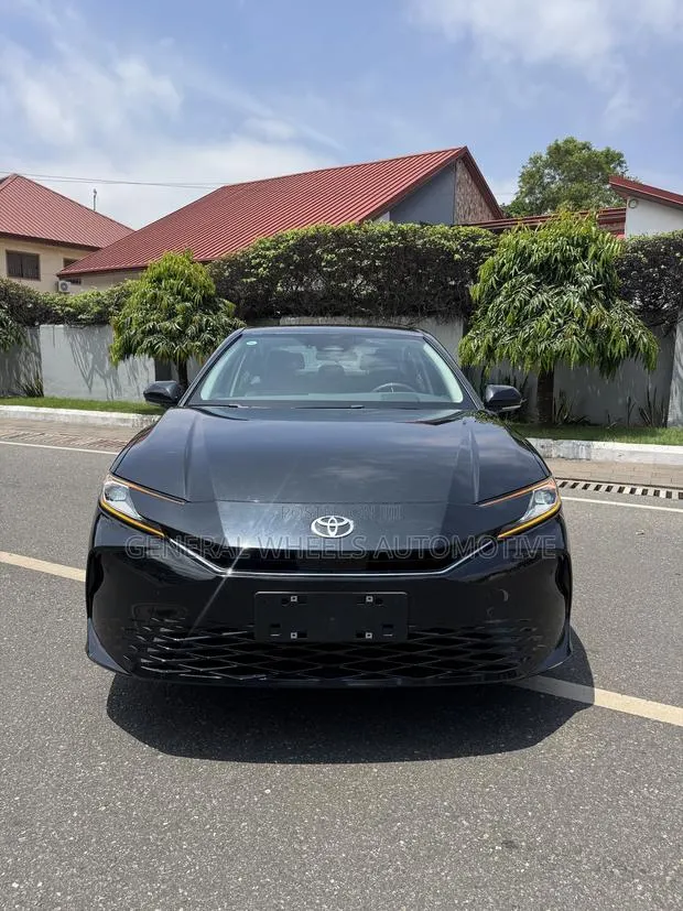 New Toyota Camry SE AWD 2024 Black · Photo 1