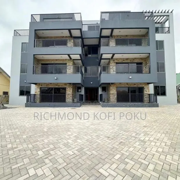 2bdrm Apartment in Kofis Realty, Baatsona Total for rent · Photo 1