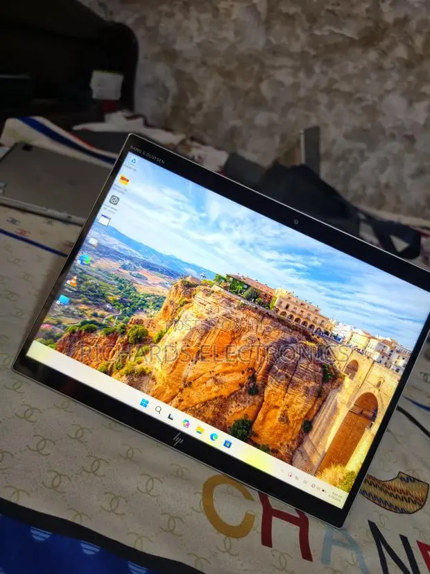 Laptop HP Elite x2 1013 G4 8GB Intel Core i5 SSD 256GB · Photo 1