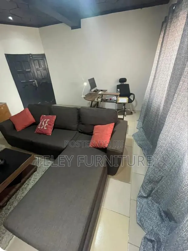 New Lshape Sofa · Photo 1