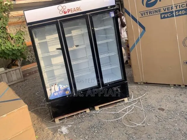 Choose Premium Pearl 950l Beverage Cooler(3 Doors) · Photo 1