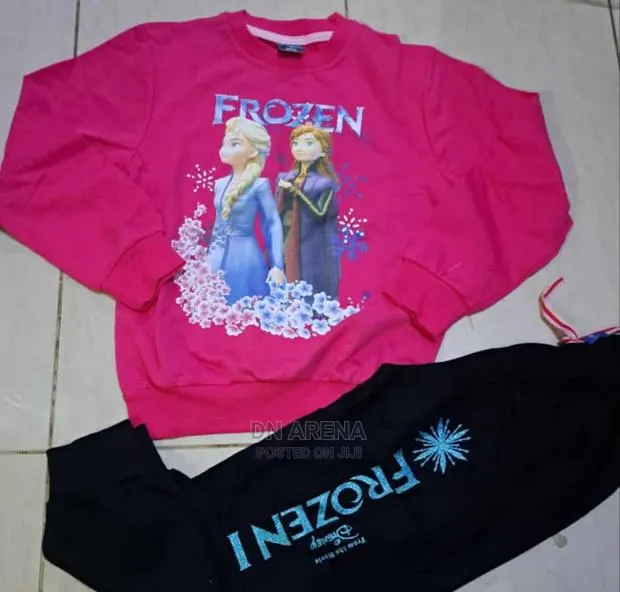 Girls Cartoon Characters Pyjamas/ Jogging · Photo 1