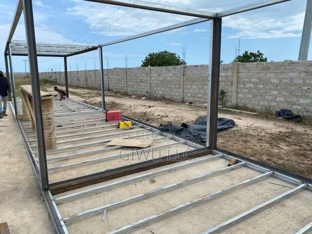 Container Buildings · Photo 1