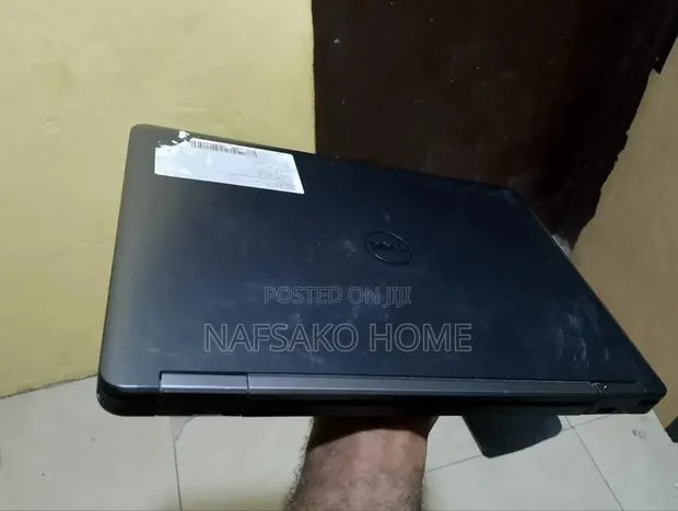 Laptop Dell Latitude E5440 8GB Intel Core i5 HDD 500GB · Photo 1