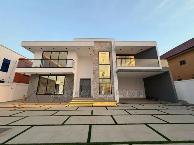 4bdrm Duplex in Adjiringanor, Ability for sale · Photo 1