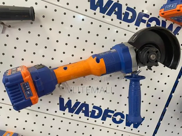 WADFOW Lithium-Ion Angle Grinder - WLAPM21 · Photo 1