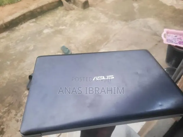 Laptop Asus 1015E 8GB Intel Core i5 SSD 256GB · Photo 1