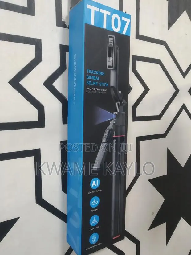 Tt07 Tracking Gimbal Ai Selfie Stick/Tripod · Photo 1