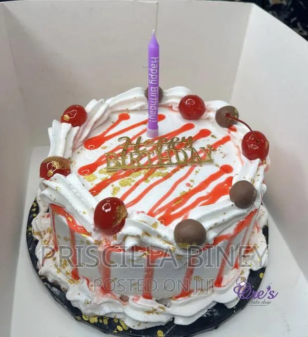 8 Inches Budget Birthday Cake · Photo 1