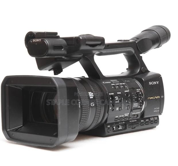 Sony Hxr-nx5 Nexcam Camcorder · Photo 2