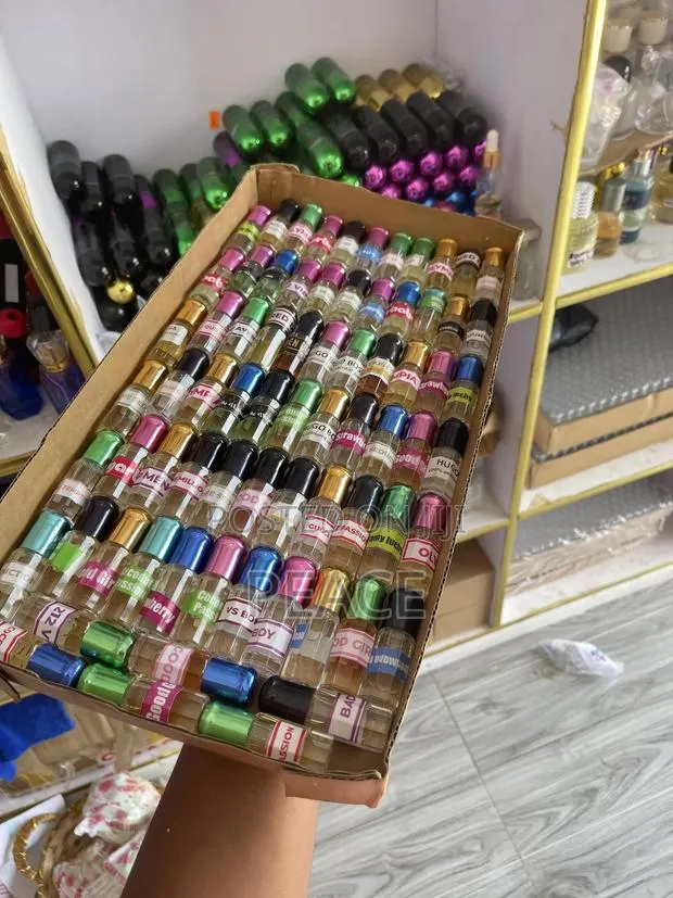 Undiluted Perfume Oil · Photo 3