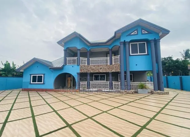 5bdrm House in Haatso for sale · Photo 1