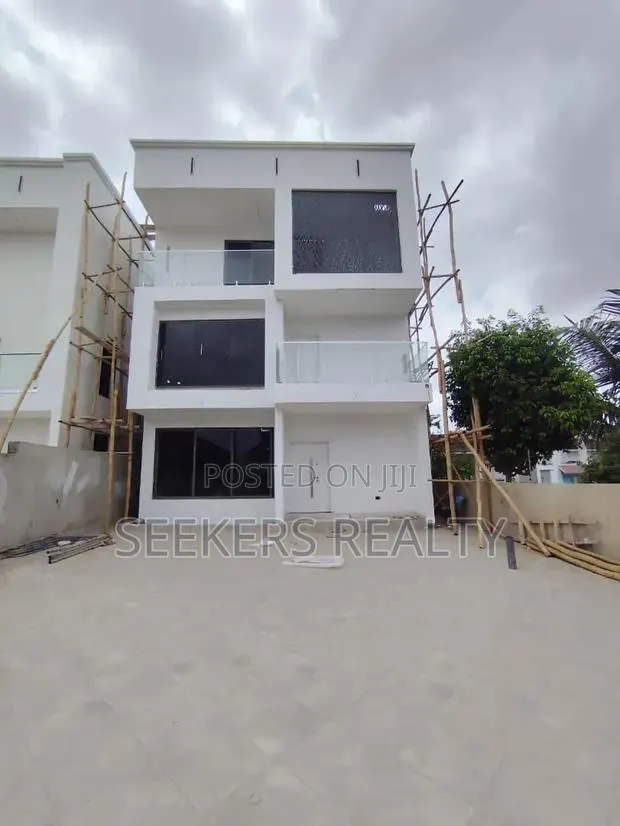 5bdrm House in Seekers Realty, Ability for sale · Photo 1