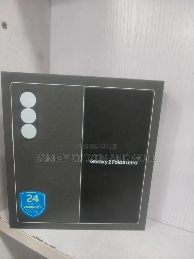 New Samsung Galaxy Z Fold8 Ultra 512 GB · Photo 1