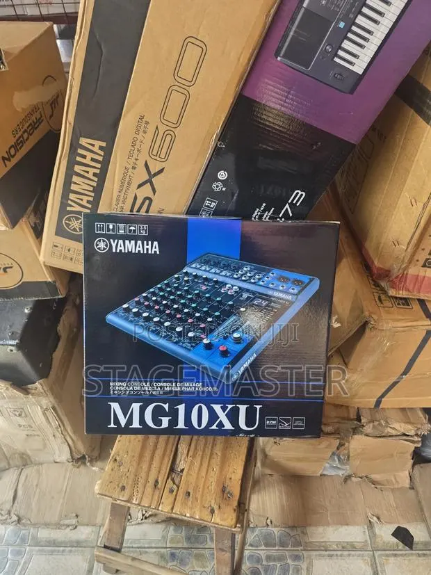 Yamaha Mg 10xu · Photo 1