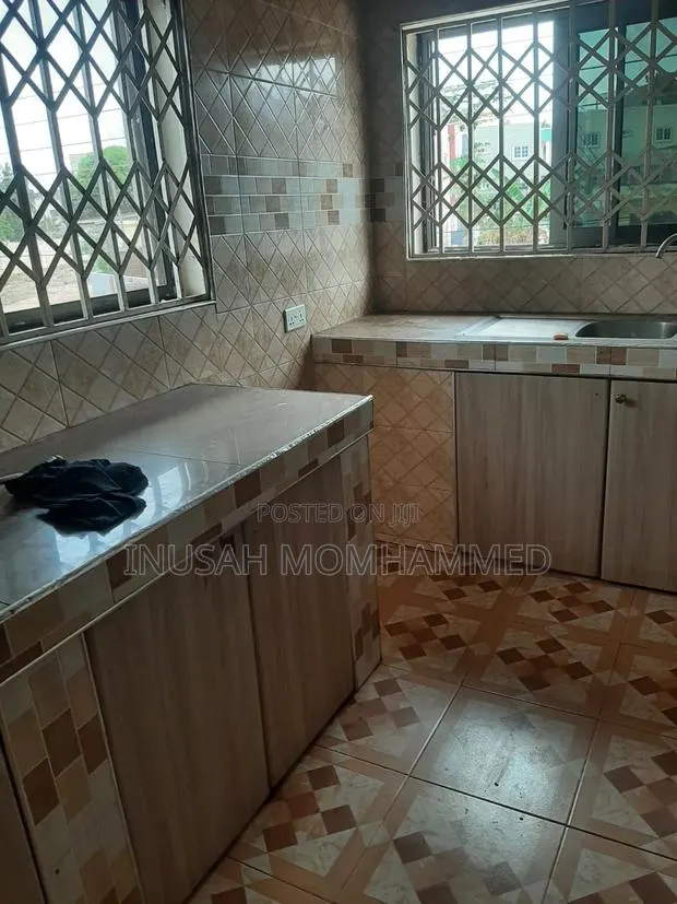 2bdrm Apartment in Inusah, Mile 7 for rent · Photo 1