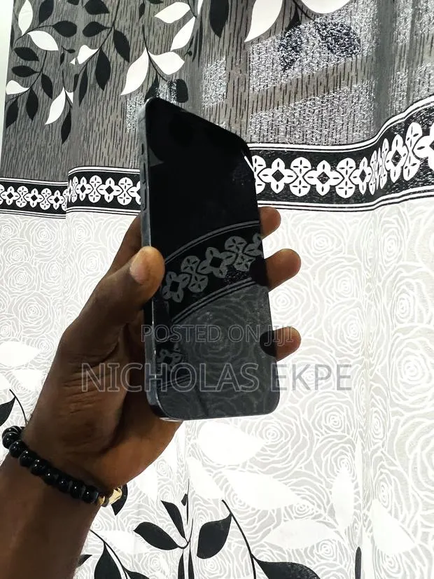 Apple iPhone 12 Pro Max 128 GB Blue · Photo 1