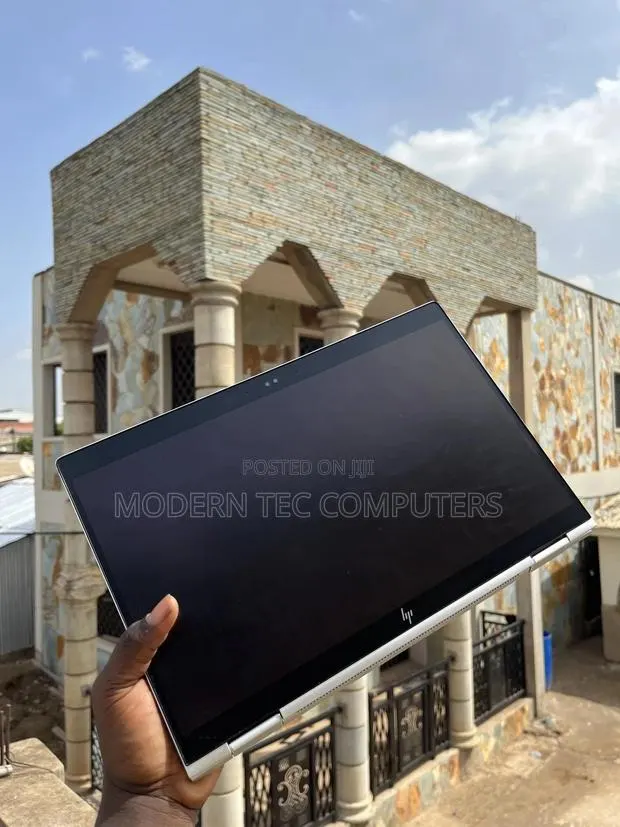 Laptop HP EliteBook 1030 16GB Intel Core i7 SSD 512GB · Photo 1
