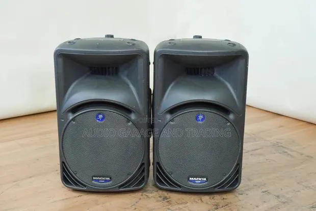Mackie Srm450 Active 2-Way Pa Sound System(Pair) · Photo 1