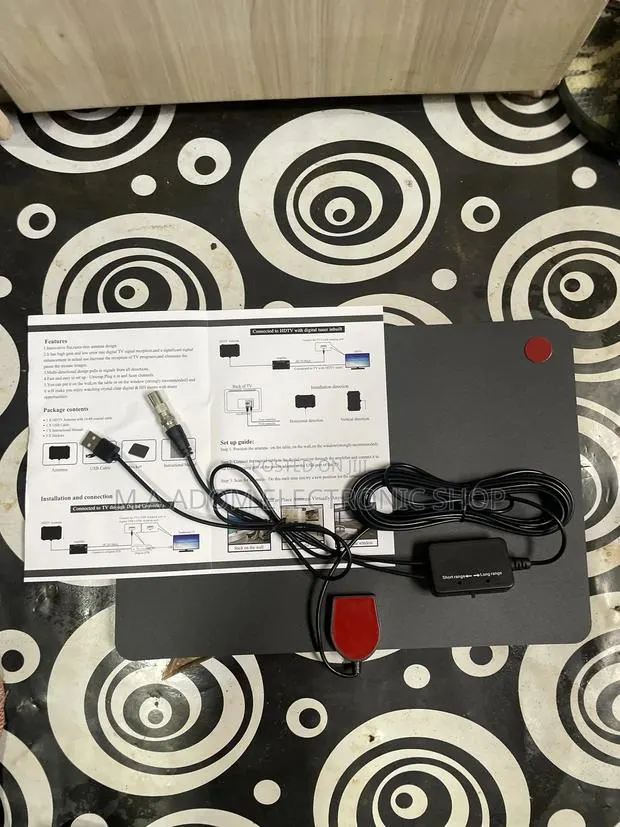Indoor Antenna for All Led Tvs · Photo 1