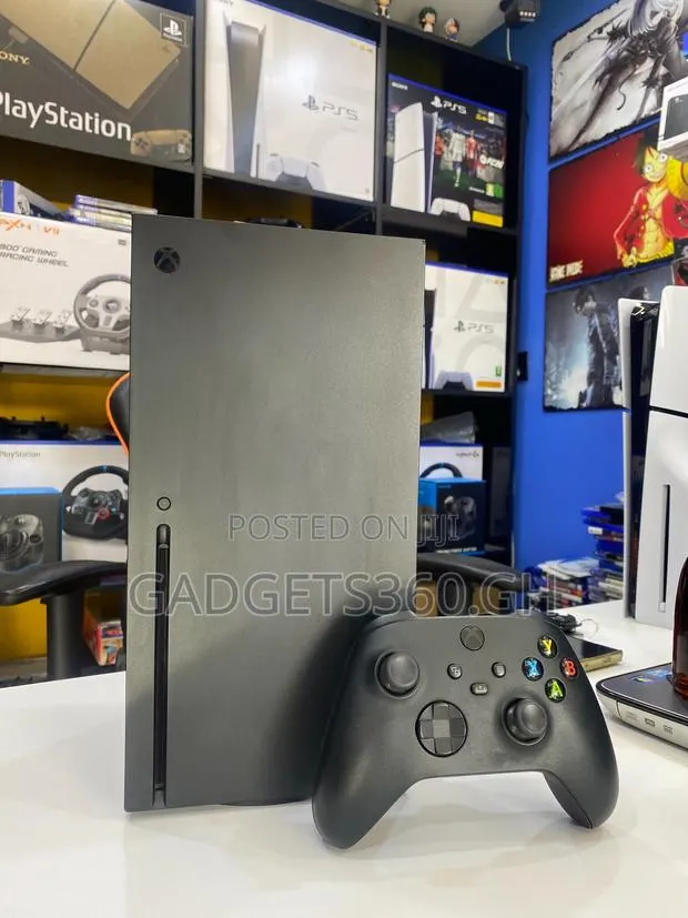 Used Microsoft Xbox Series X (1tb + 13 Games) · Photo 1