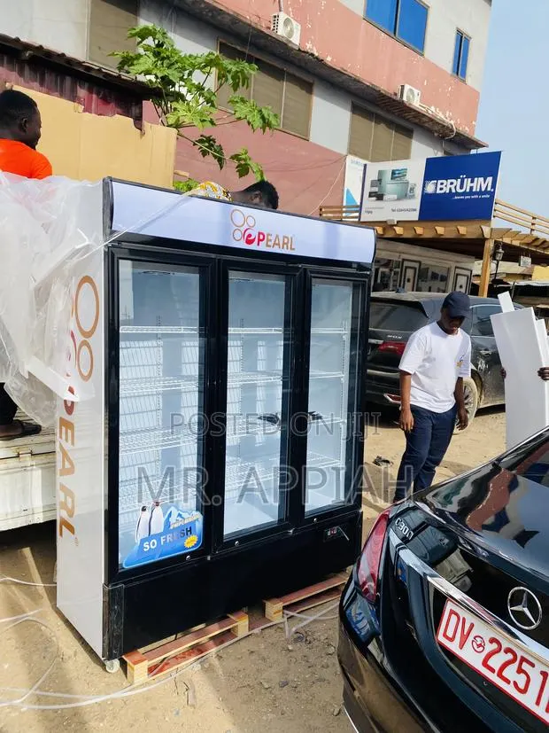 Durable Pearl PVC-150 3door😚Electric Beverage Cooler(White) · Photo 1
