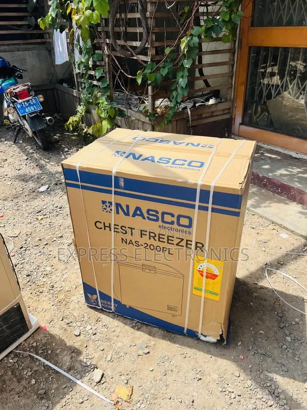 Hot Deals on Nas-200fl 150l Gold Nasco Freezer · Photo 1