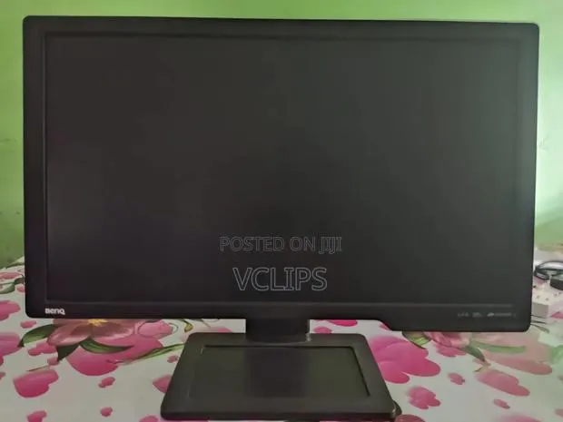 Neatly Used 120hz Benq Gaming Monitor · Photo 1