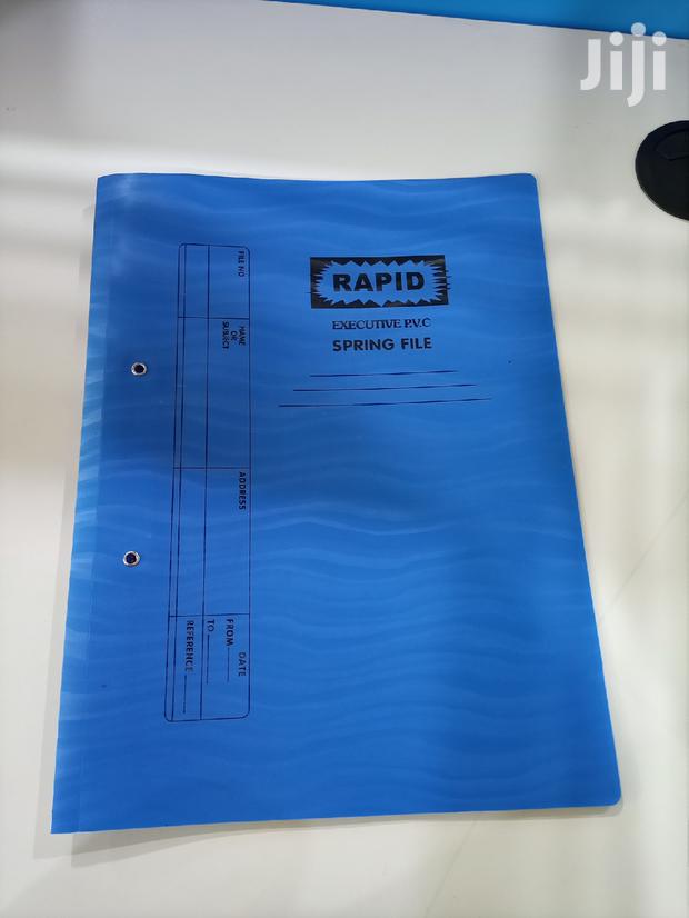Plastic Spring File · Photo 1