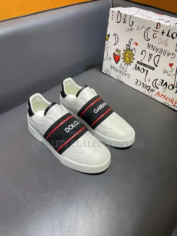 Dolce and Gabbana White Leather Shoe · Photo 1