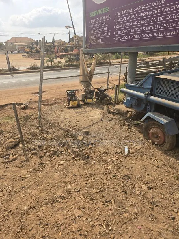 Compactor/Roller/Backhoe Loader · Photo 4