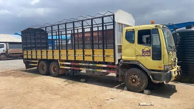 Daewoo Cargo Truck · Photo 1