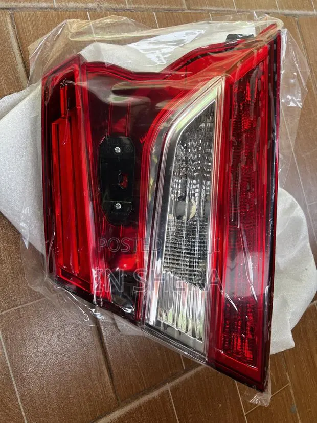 Honda CRV Boot Light 2017 2018 2019 2020 · Photo 1