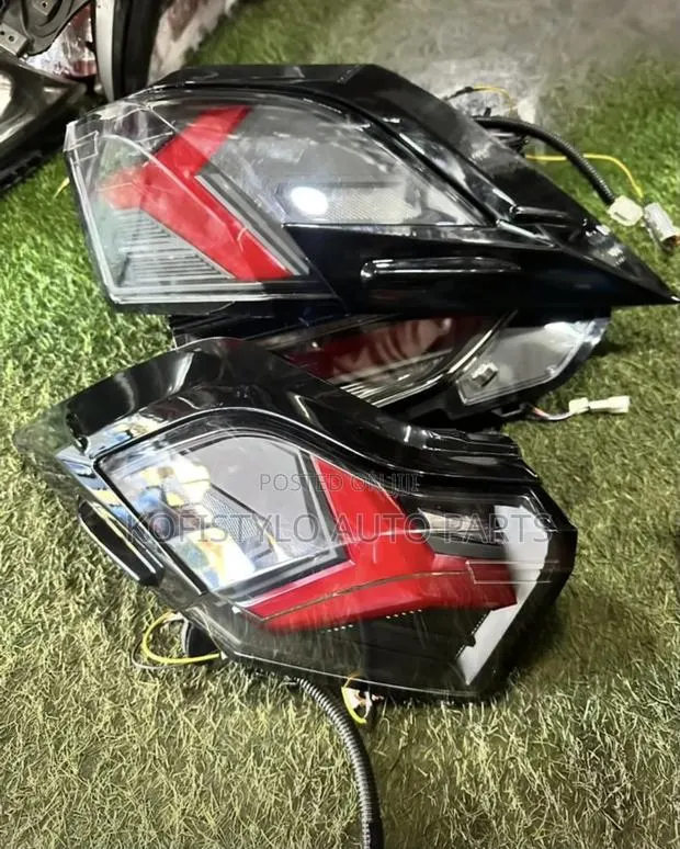 Toyota RAV4 2020 Spec Taillight · Photo 1