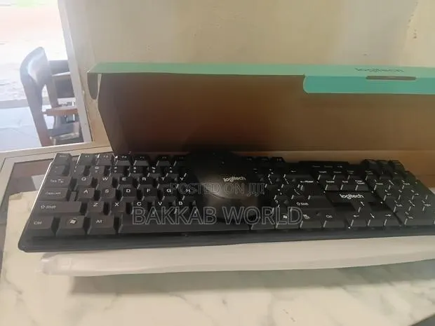 Logitech Wireless Keyboard · Photo 1