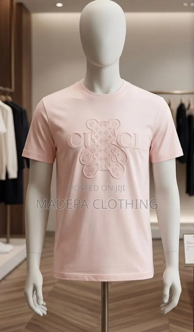Design Quality Stock Round Neck · Photo 1