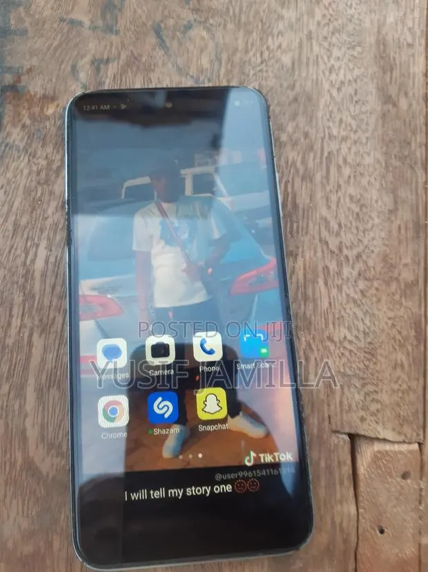 Infinix Smart 9 64 GB Green · Photo 1