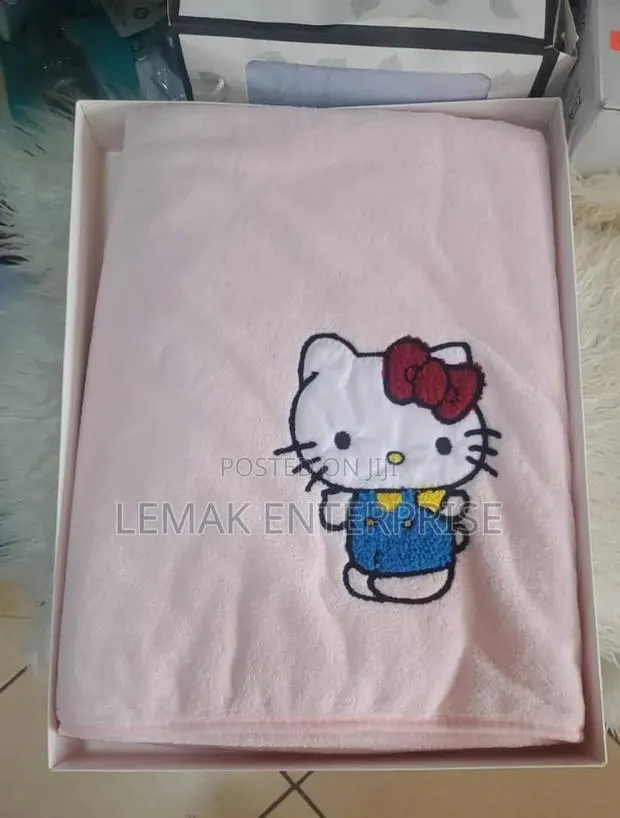 Kids Towels for All Ages. 100 Percent Cotton. Size 28"×56" · Photo 2