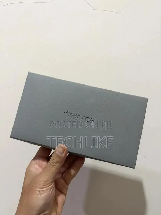 Apple Watch Ultra 3 · Photo 1