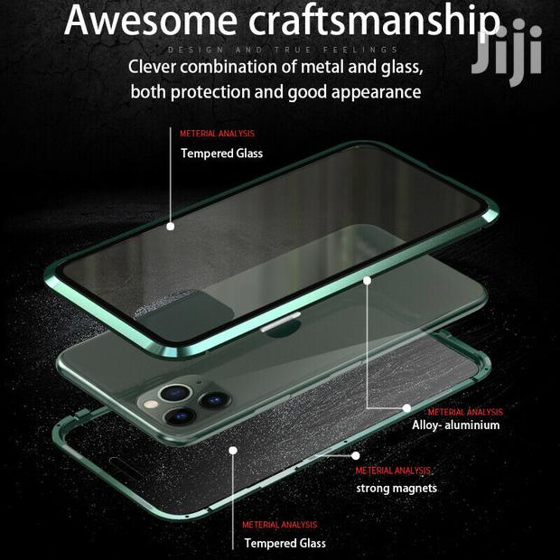 iPhone 11 Pro Max Magnetic Case · Photo 2