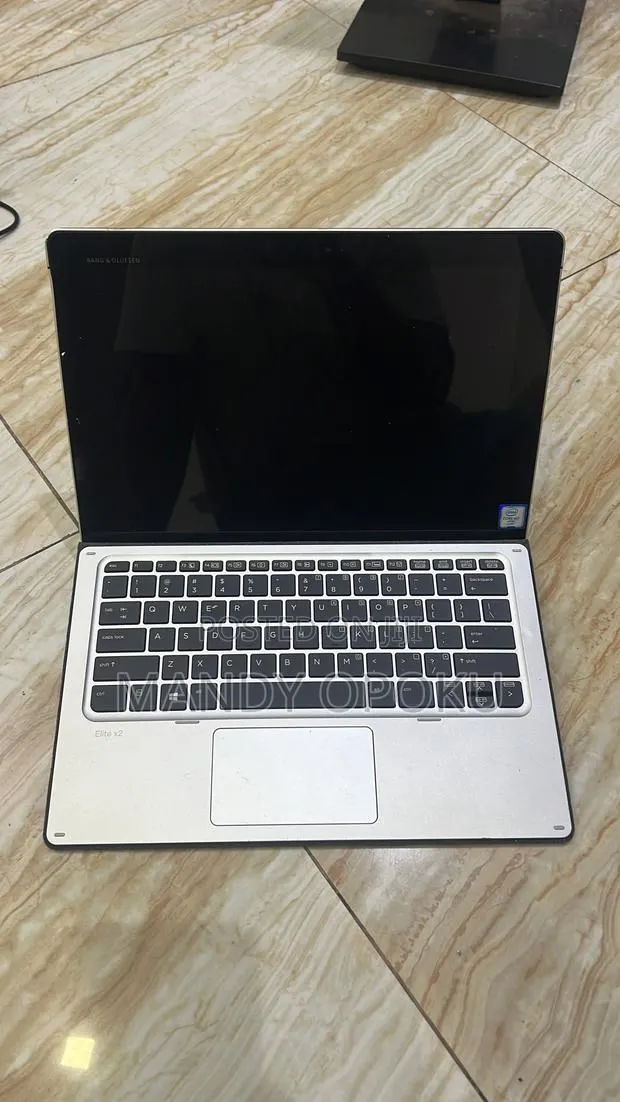 New Laptop Dell 8GB Intel Core M SSD 256GB · Photo 1