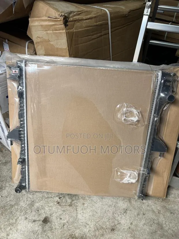 Ford Ranger 2020 2021 2022 2023 2024 2025 Radiator (Water Tank) · Photo 1