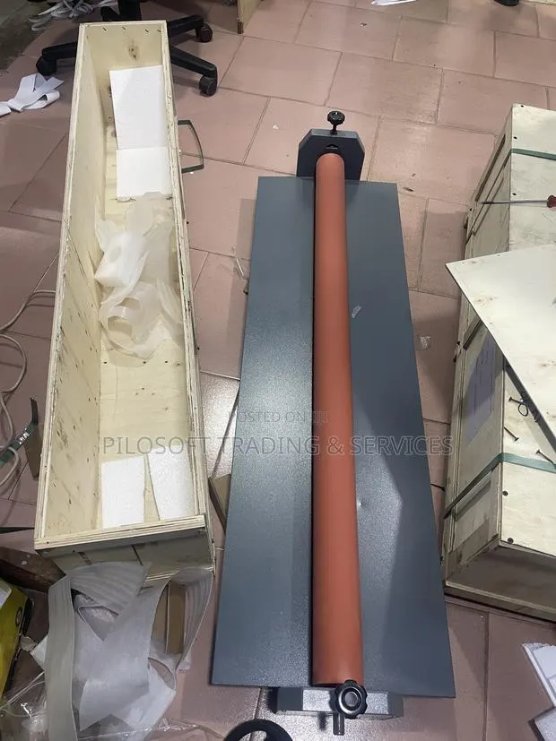 1000mm Manual Cold Laminator · Photo 1