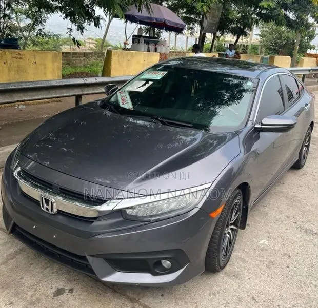 Honda Civic Touring Sedan 2018 Gray · Photo 1