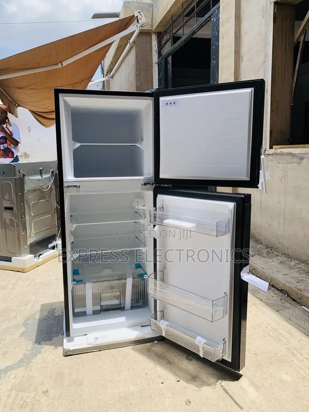 Eco Mood Function Midea 127l Mdrt187 Top Freezer · Photo 1