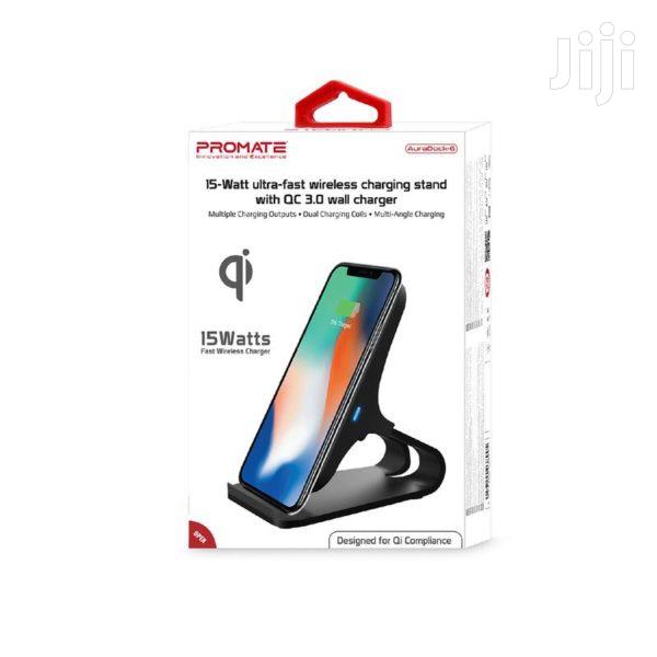 Promate Auradock-6 Fast 15W Wireless Charging Pad Stand · Photo 1